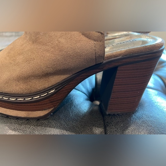 Pierre Dumas Open Toed Tan/Brown Chunky Heels Size 7 - Picture 6 of 10